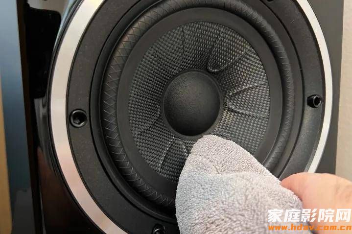 家庭影院音箱怎么清洁、保养?(图11) 家庭影院音箱怎么清洁、保养?(图11)