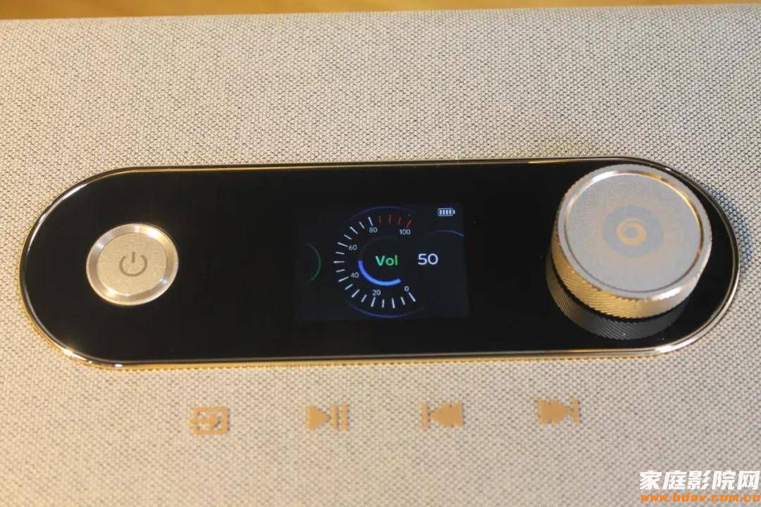 便携音箱怎么选？杰科Q25与马歇尔Kilburn III试用笔记 (图5)