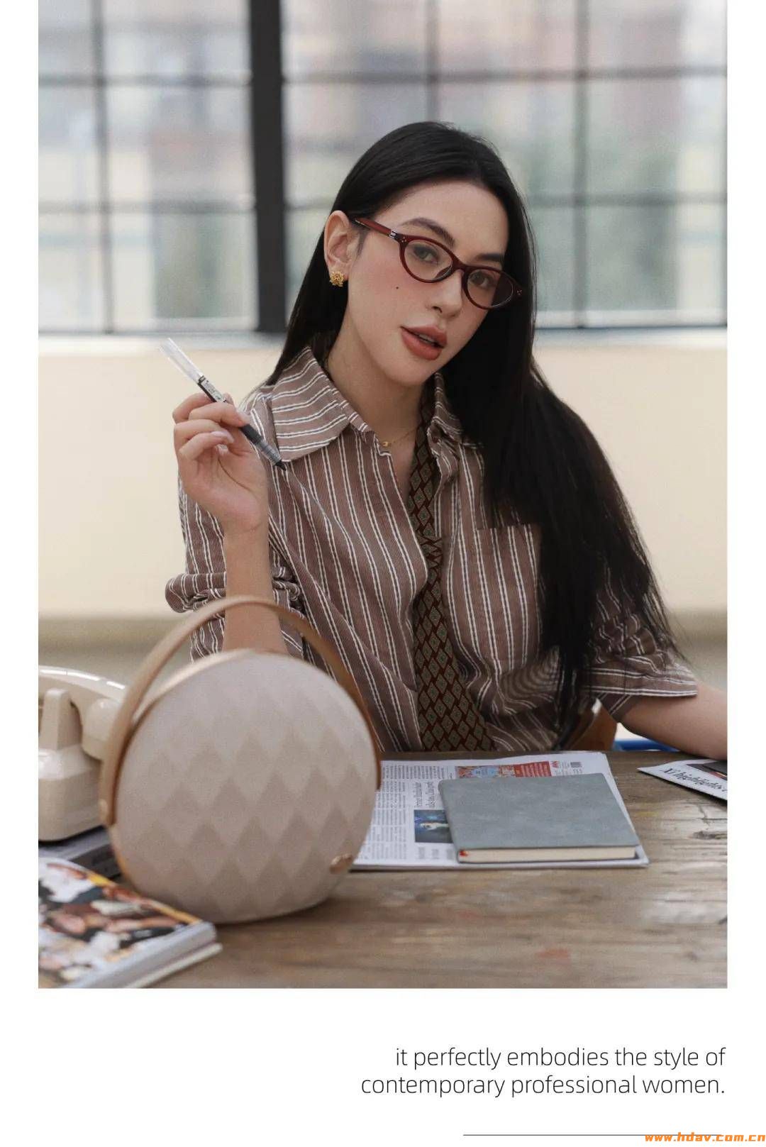 今年首个「时尚顶流」单品诞生！这样穿太高级了(图9)