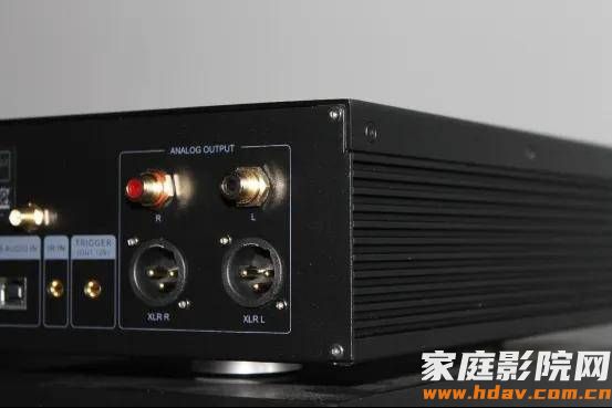 好饭不怕晚！芝杜8K新旗舰播放机UHD8000拆机试用(图12)