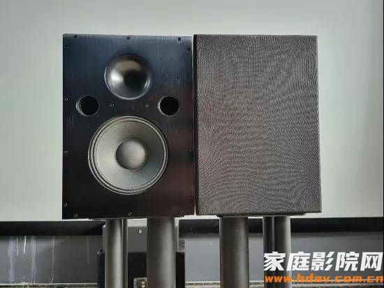 专业音箱技术下放，家用效果如何？Divocal RW8家庭影院音箱试用评测(图5)