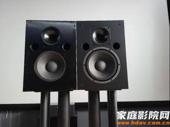 专业音箱技术下放，家用效果如何？Divocal RW8家庭影院音箱试用评测(图6)