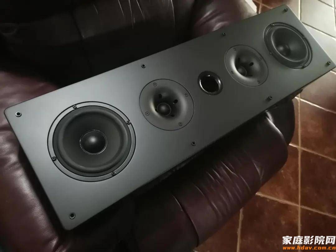 超薄音箱只要两千?Viator Sound M系列音箱和SUB12低音炮评测(图17) 超薄音箱只要两千?Viator Sound M系列音箱和SUB12低音炮评测(图17)