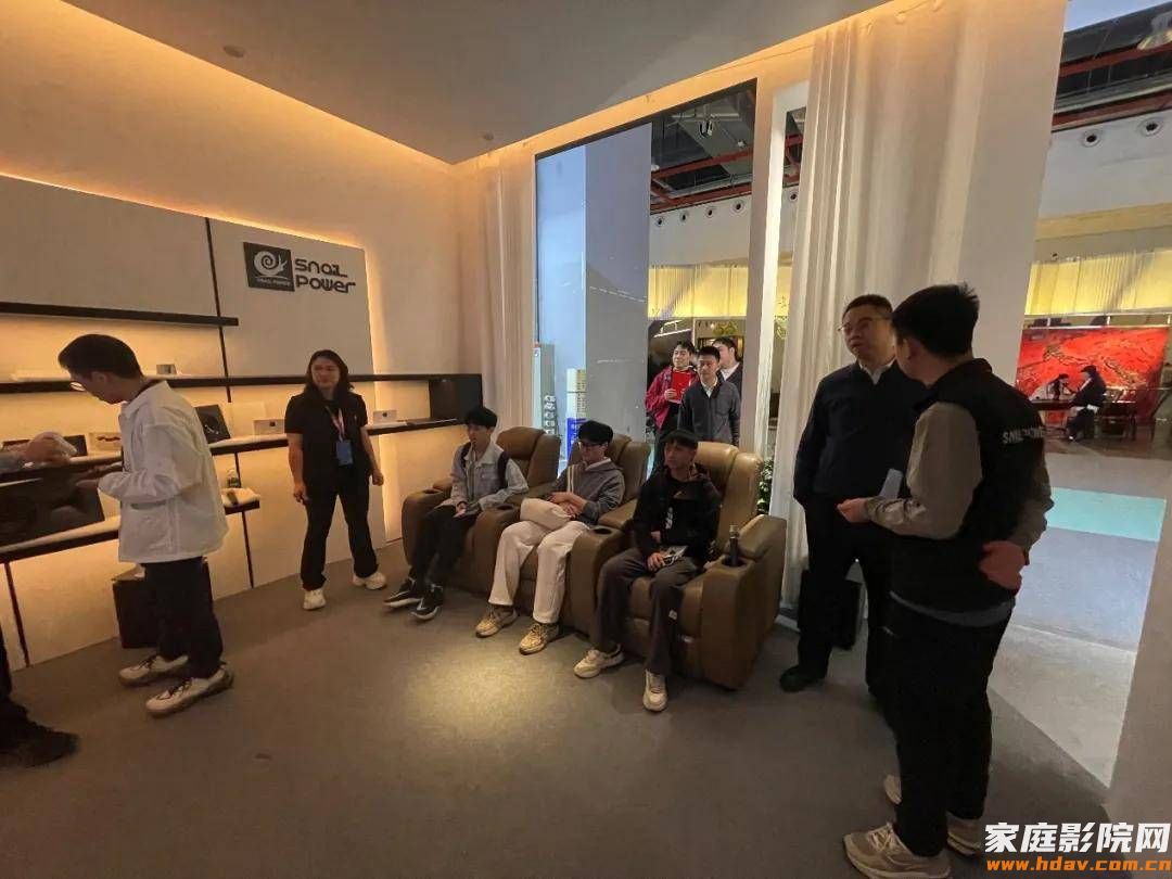 SNAIL POWER蜗牛音响亮相广州国际设计周,与全球设计师共探声音美学(图8) SNAIL POWER蜗牛音响亮相广州国际设计周,与全球设计师共探声音美学(图8)