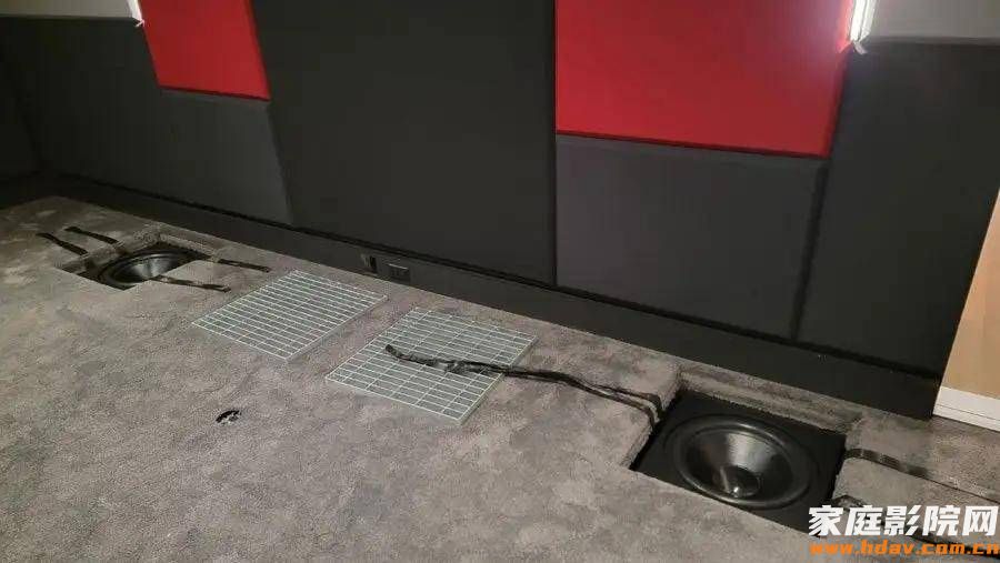 老外手搓发烧级影音室,IMAX感扑面而来(图12) 老外手搓发烧级影音室,IMAX感扑面而来(图12)