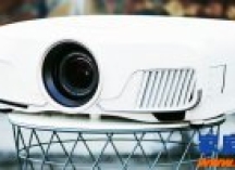 对比测试——Epson 爱普生TW8300 vs. Optoma奥图码 UHD660