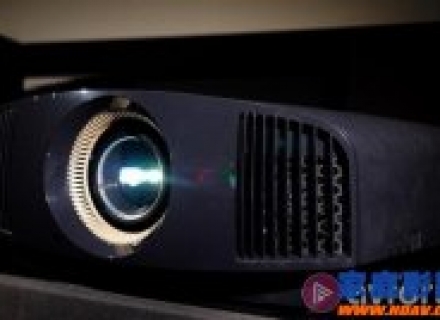 外媒测评索尼4K家庭影院投影机Sony VPL-VW578