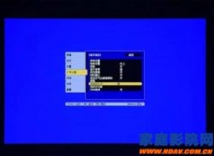 液晶面板校准：家庭影院投影机让色彩呈现更精确
