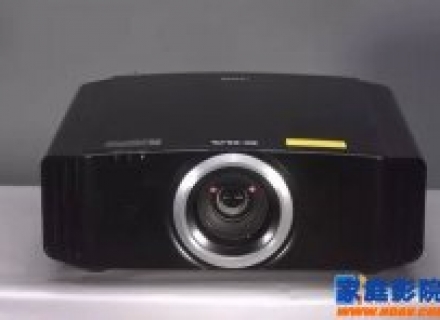 是4K更是飞跃 JVC DLA-XC5890RB家庭影院投影机